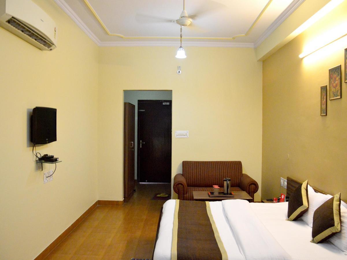 Oyo 6012 Hotel Rockwell جايبور المظهر الخارجي الصورة